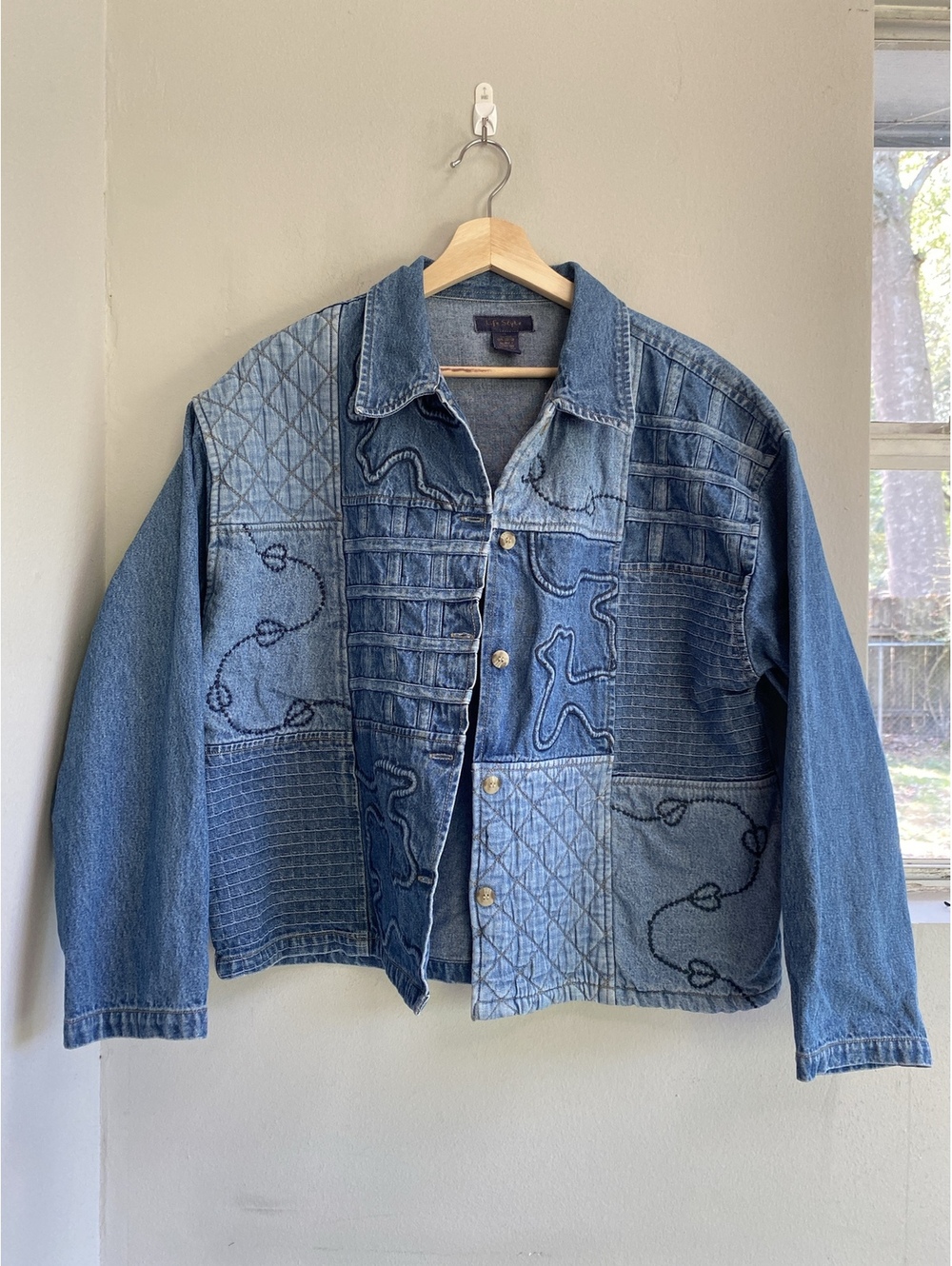 Rare Vintage Life Style Embroidered Quilted Denim Jacket L